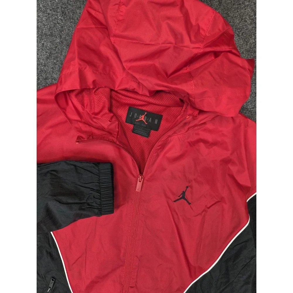 NEW Air Jordan Hooded Draft Jacket Mens Small Red Black Nike Jumpman
